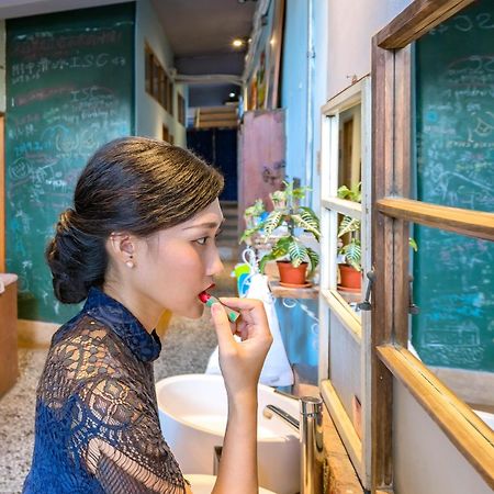Fuqi Hostel - Heping Tainan Exterior photo